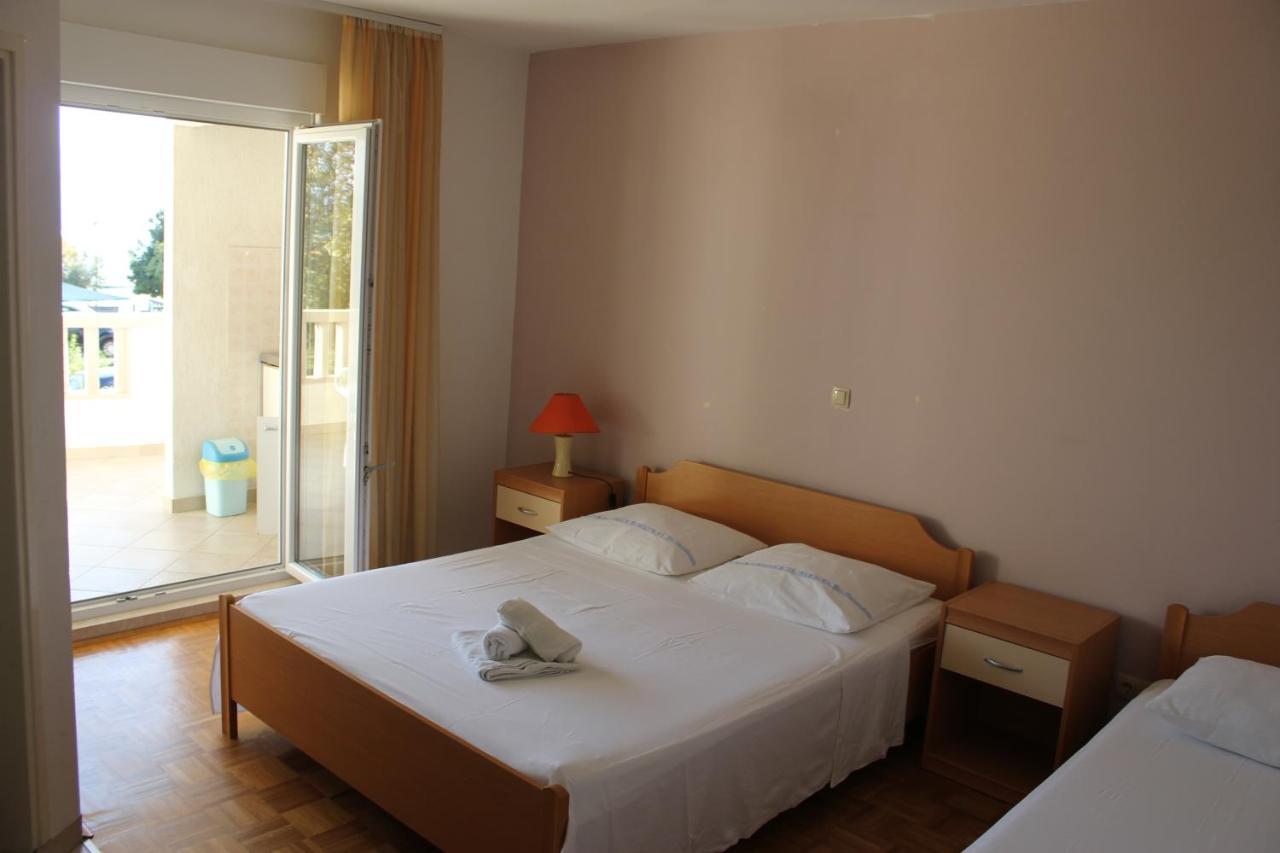 Omis Duce Sandy Beach Apartments Mare Luaran gambar