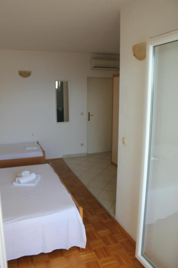 Omis Duce Sandy Beach Apartments Mare Luaran gambar